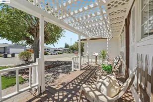 5954 Running Hills Ave, Livermore, CA 94551 - Photo 5