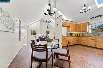 16516 Foothill Blvd, Castro Valley, CA 94578 - Photo 15