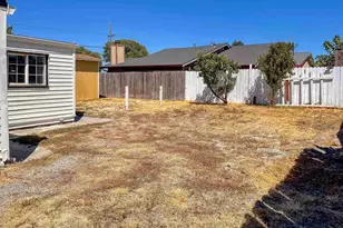 10 Canal Dr, Bay Point, CA 94565 - Photo 23