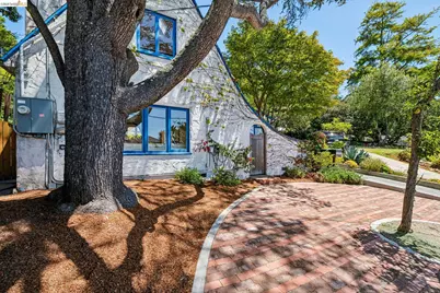 639 Cragmont, Berkeley, CA 94708 - Photo 3