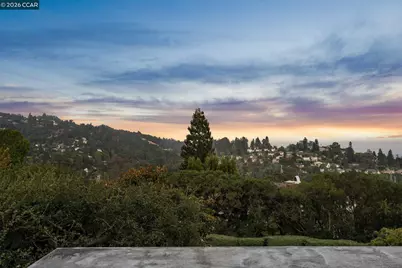 473 Pershing Dr., Oakland, CA 94611 - Photo 59