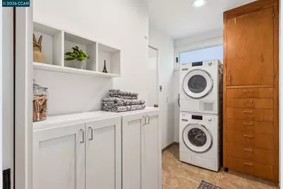 473 Pershing Dr., Oakland, CA 94611 - Photo 41