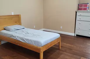 2137 27th, Oakland, CA 94606 - Photo 5