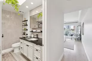 2316 Lakeshore Ave, Oakland, CA 94606 - Photo 21