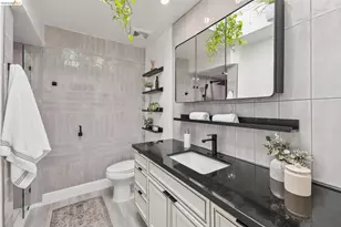 2316 Lakeshore Ave, Oakland, CA 94606 - Photo 23
