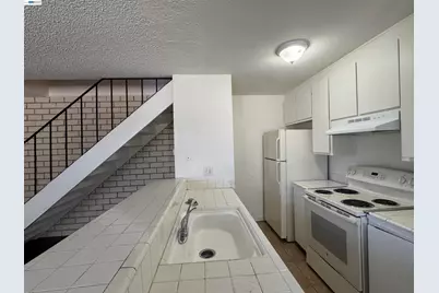 4416 Calandria St #2, Stockton, CA 95207 - Photo 17