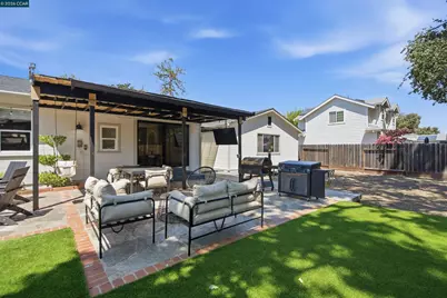 100 Polley Lane, Pleasant Hill, CA 94523 - Photo 13