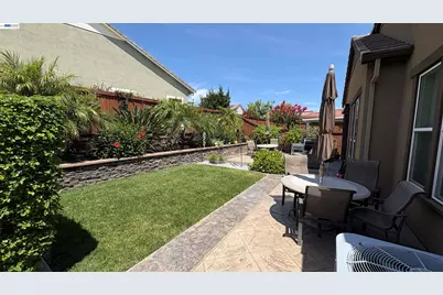 2107 Rioja Way, Brentwood, CA 94513 - Photo 23