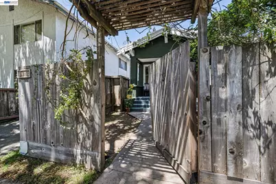 1349 Hearst Ave, Berkeley, CA 94702 - Photo 29