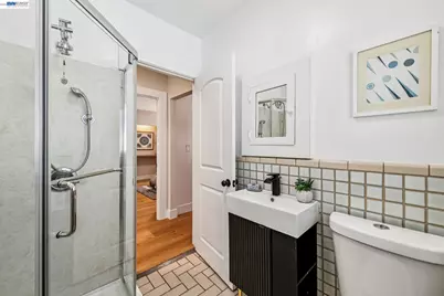 1349 Hearst Ave, Berkeley, CA 94702 - Photo 13