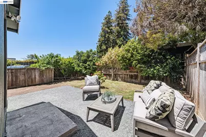 1349 Hearst Ave, Berkeley, CA 94702 - Photo 21