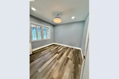 9926 C St, Oakland, CA 94603 - Photo 5