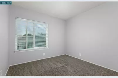 690 Amherst Ct, Fairfield, CA 94533 - Photo 17