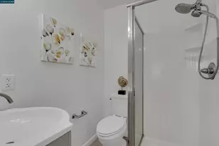 3592 Hillsborough Dr, Concord, CA 94520 - Photo 9