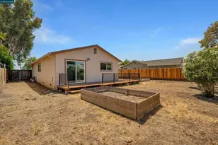3592 Hillsborough Dr, Concord, CA 94520 - Photo 17