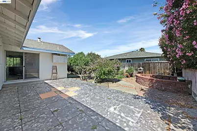 1254 Daily Dr, San Leandro, CA 94577 - Photo 49