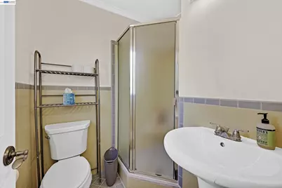 1254 Daily Dr, San Leandro, CA 94577 - Photo 29