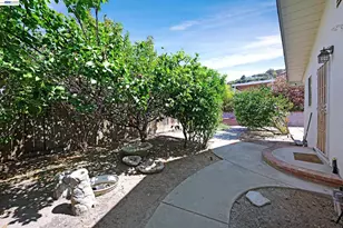 1254 Daily Dr, San Leandro, CA 94577 - Photo 35
