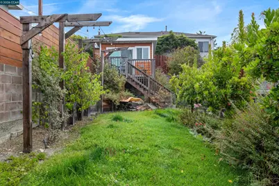 7830 Shevlin Pl, El Cerrito, CA 94530 - Photo 23