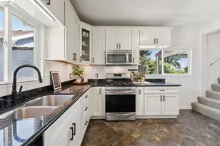 364 Lester Ave, Oakland, CA 94606 - Photo 19