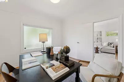364 Lester Ave, Oakland, CA 94606 - Photo 15