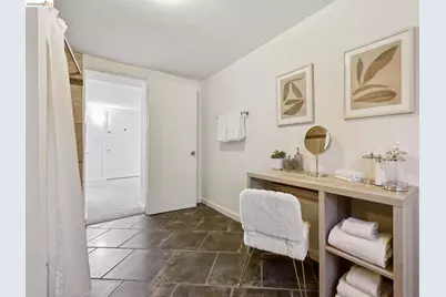 364 Lester Ave, Oakland, CA 94606 - Photo 73