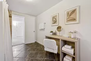 364 Lester Ave, Oakland, CA 94606 - Photo 73