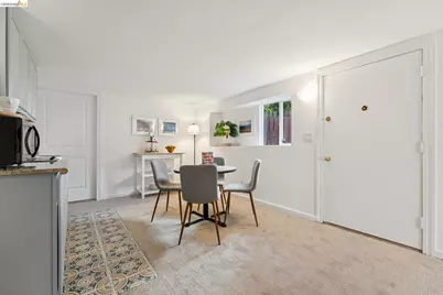 364 Lester Ave, Oakland, CA 94606 - Photo 65