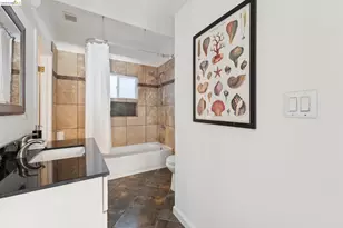 364 Lester Ave, Oakland, CA 94606 - Photo 31