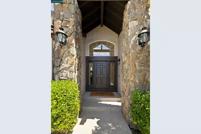 78 Scenic Dr, Orinda, CA 94563 - Photo 3