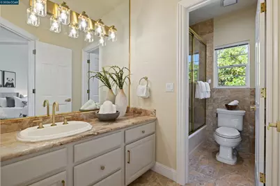 78 Scenic Dr, Orinda, CA 94563 - Photo 43