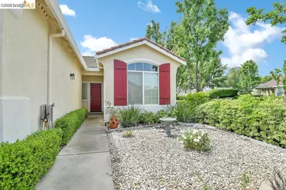 987 Centennial Dr, Brentwood, CA 94513 - Photo 3