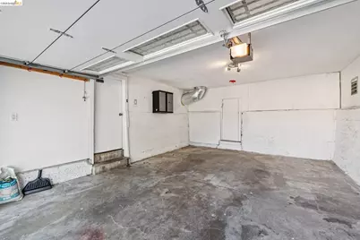 4001 Nevil St, Oakland, CA 94601 - Photo 63