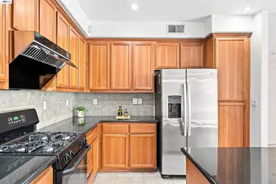 4401 Brannigan St, Dublin, CA 94568 - Photo 9
