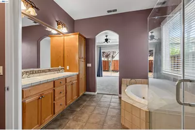 2243 Winchester Loop, Discovery Bay, CA 94505 - Photo 27
