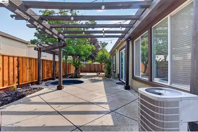2243 Winchester Loop, Discovery Bay, CA 94505 - Photo 49