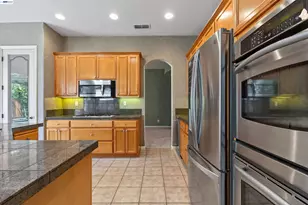 2243 Winchester Loop, Discovery Bay, CA 94505 - Photo 39