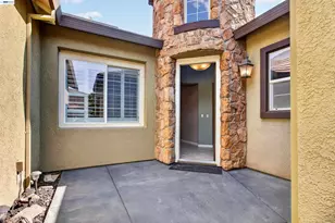 2243 Winchester Loop, Discovery Bay, CA 94505 - Photo 5
