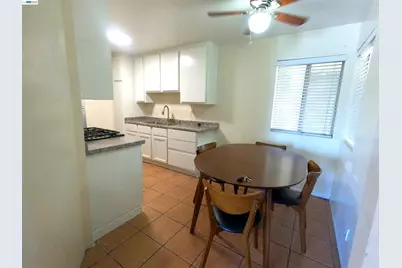 1566 Pine Ave #103A, Long Beach, CA 90813 - Photo 5