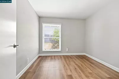 566 Webster Dr, Martinez, CA 94553 - Photo 23