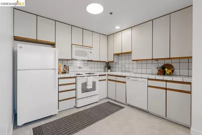 501 Arguello Boulevard #301, San Francisco, CA 94118 - Photo 3