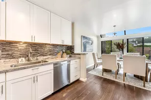 262 Beachview Ave, Pacifica, CA 94044 - Photo 15