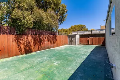 2415 Maine Ave, Richmond, CA 94804 - Photo 19