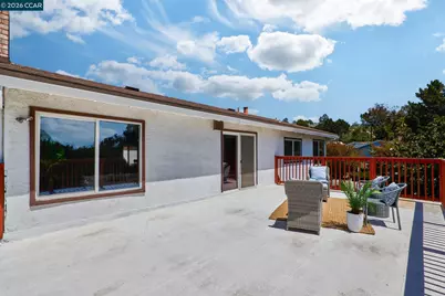 8197 Coach Dr, Oakland, CA 94605 - Photo 41