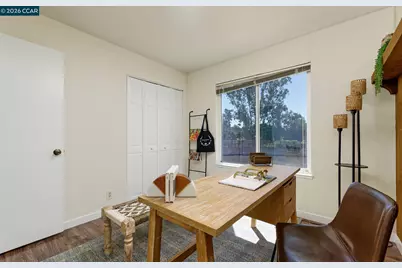 8197 Coach Dr, Oakland, CA 94605 - Photo 35