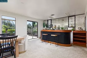 8197 Coach Dr, Oakland, CA 94605 - Photo 25