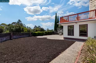8197 Coach Dr, Oakland, CA 94605 - Photo 49
