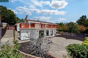 8197 Coach Dr, Oakland, CA 94605 - Photo 47