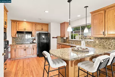 3170 Padre St, Lafayette, CA 94549 - Photo 13
