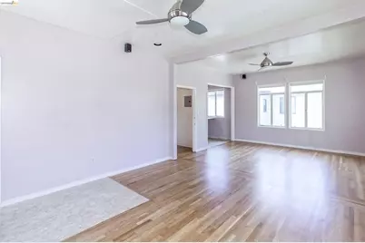 2944 Webster St, Oakland, CA 94609 - Photo 15